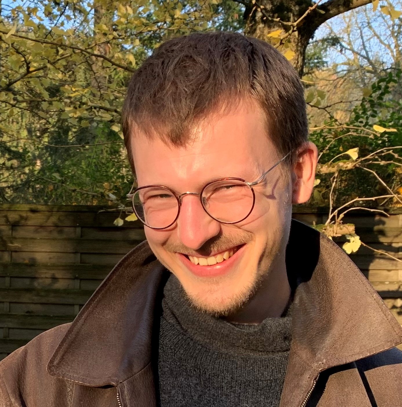 tl_files/Bilder/personen/Lehrer/Felix Teege_Profil.jpeg